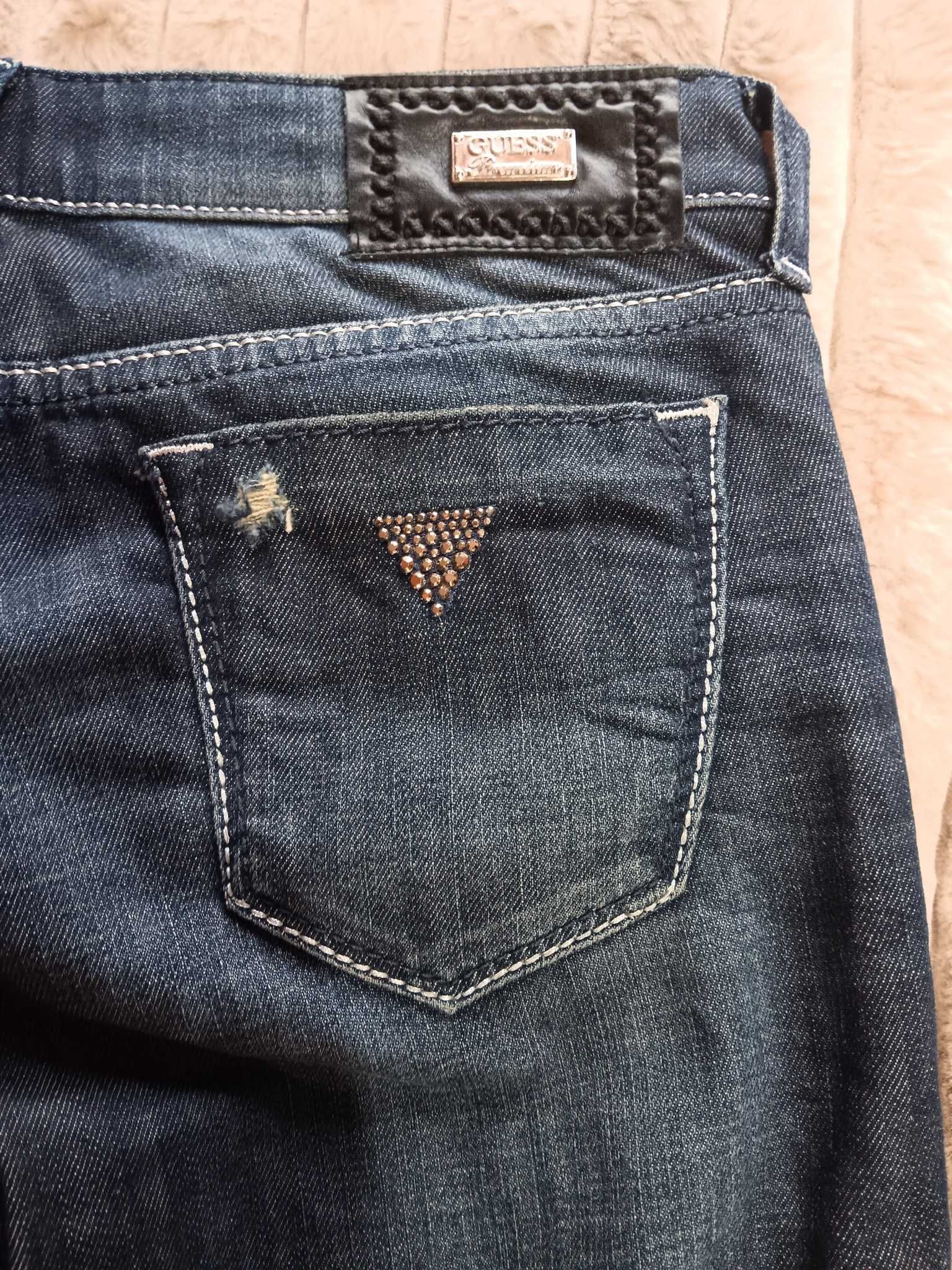 Оригинални дънки Guess