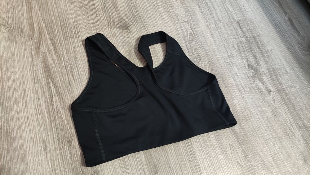 Nike XL дамски топ бюстие в отлично състояние оригинално