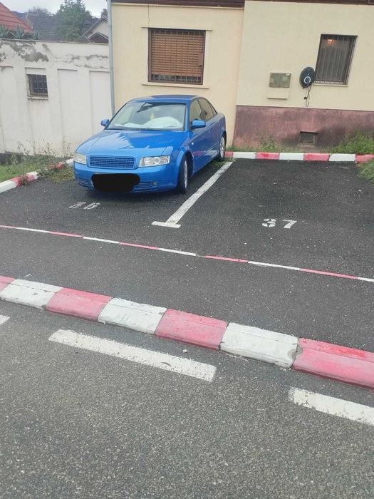 Vand Audi A4 B6 2003