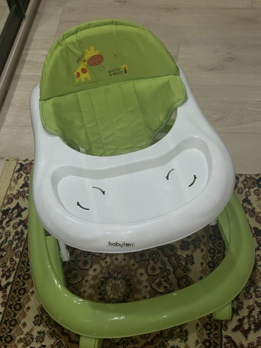 Продам Ходунок и шезлонг простой