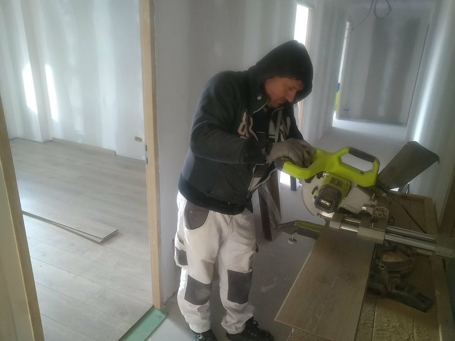 Execut finisaje interioare