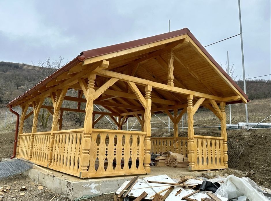 Executăm foisor din lemn terase
