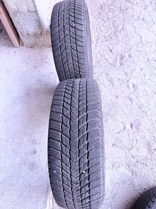 Продается зимние шины
