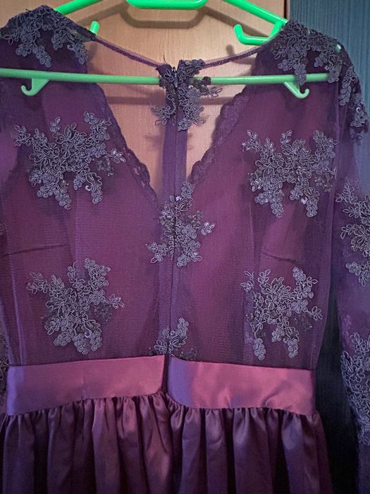 Rochie de seară…….