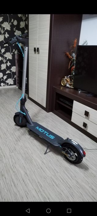 Trotineta Electrica MOTUS motor 350w / Autonomie 35km