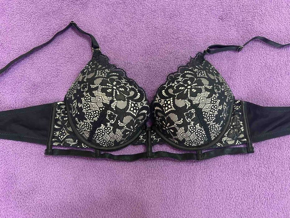 Дамски сутиен черен дантела