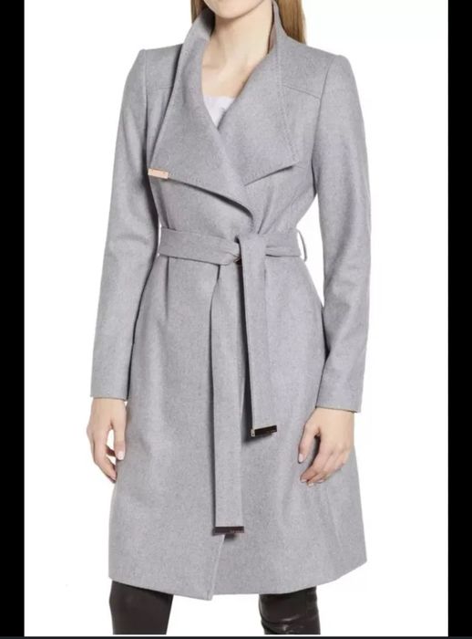 Ново палто Ted Baker , размер М/2