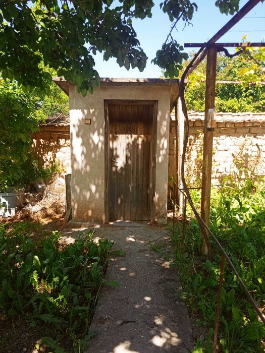 Продавам къща с.Кочово,обл.Шумен