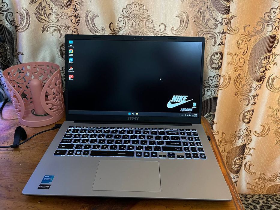Срочно продаётся ноутбок MSI