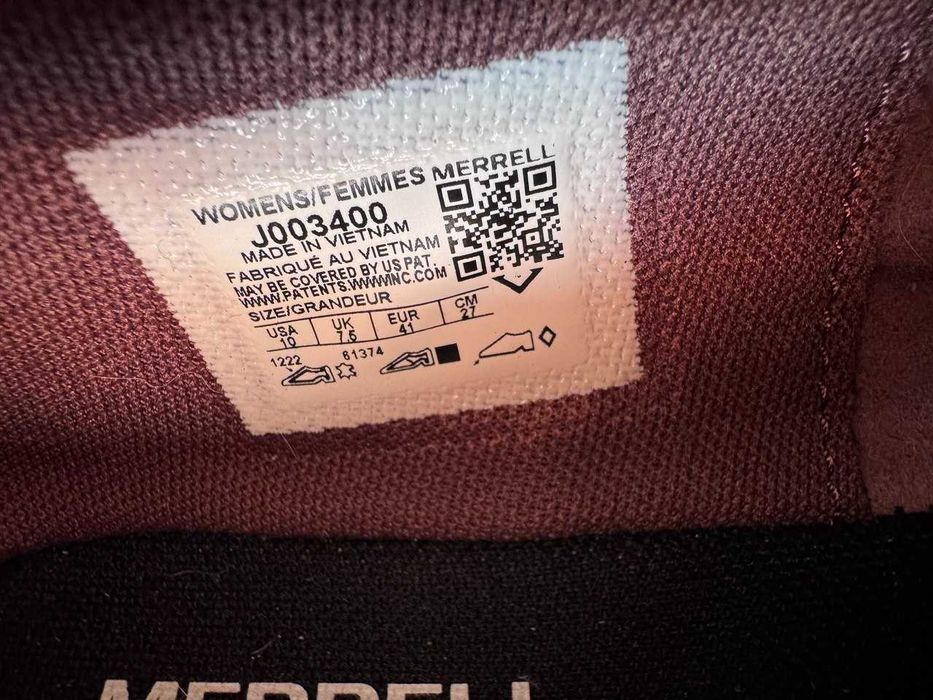 нови спортни обувки Merrell,трениране,размер 40,5 и 41,розови и карбон
