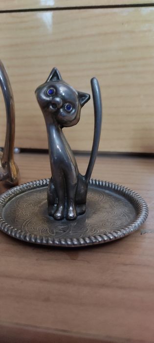 Антиквар сувенир мушук оғиргина темирдан қилинган