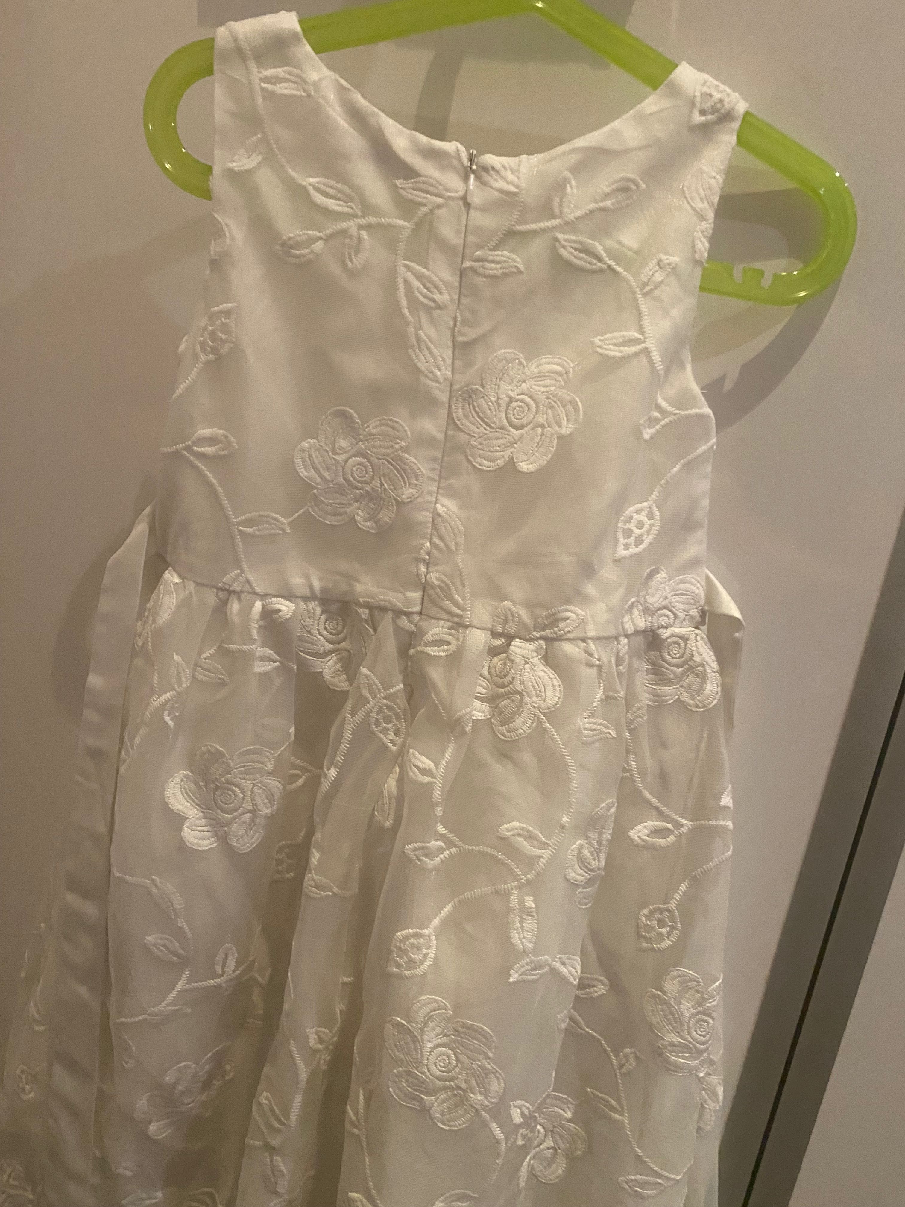 Детска рокля,подходяща за сватба