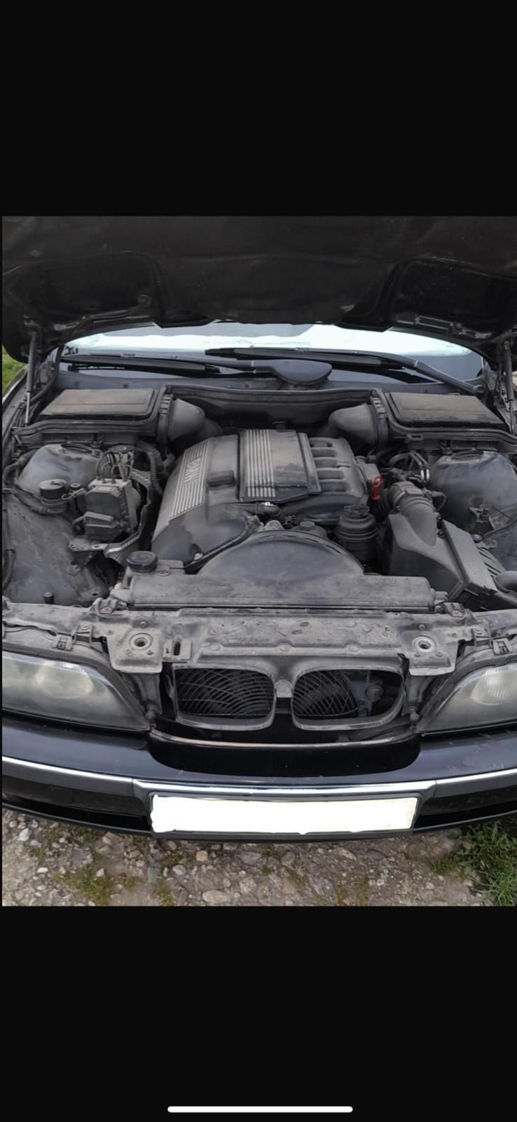 BMW 523i,6 cyl.inline