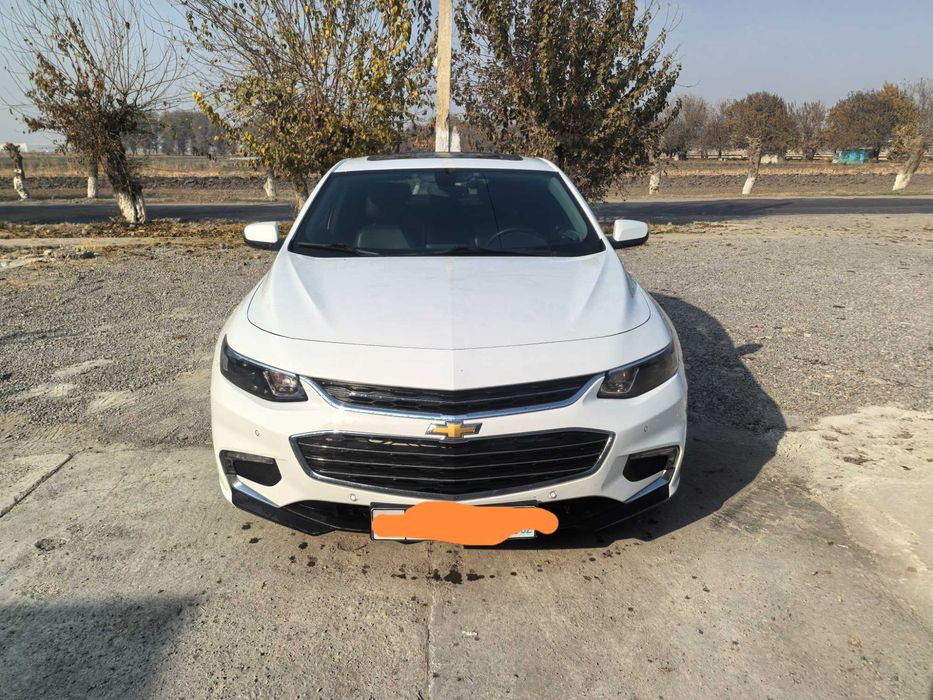 Chevralet malibu2. 2018y 2.4l