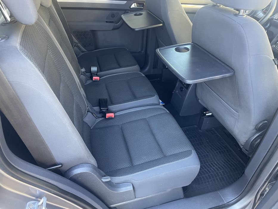 Volkswagen Touran-Climatronic-Tempomat-Parcheaza singura !
