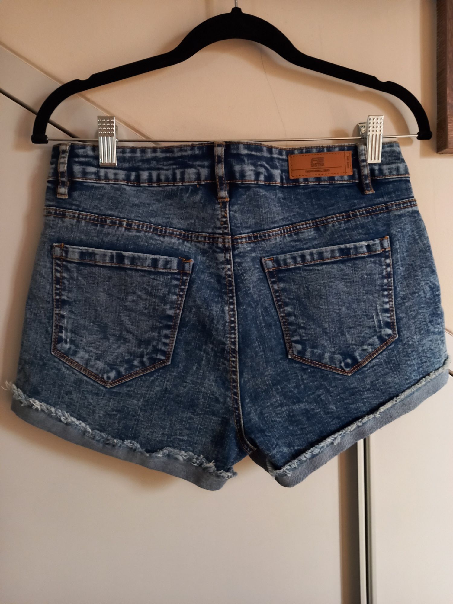 Blugi damă Denim, Bershka