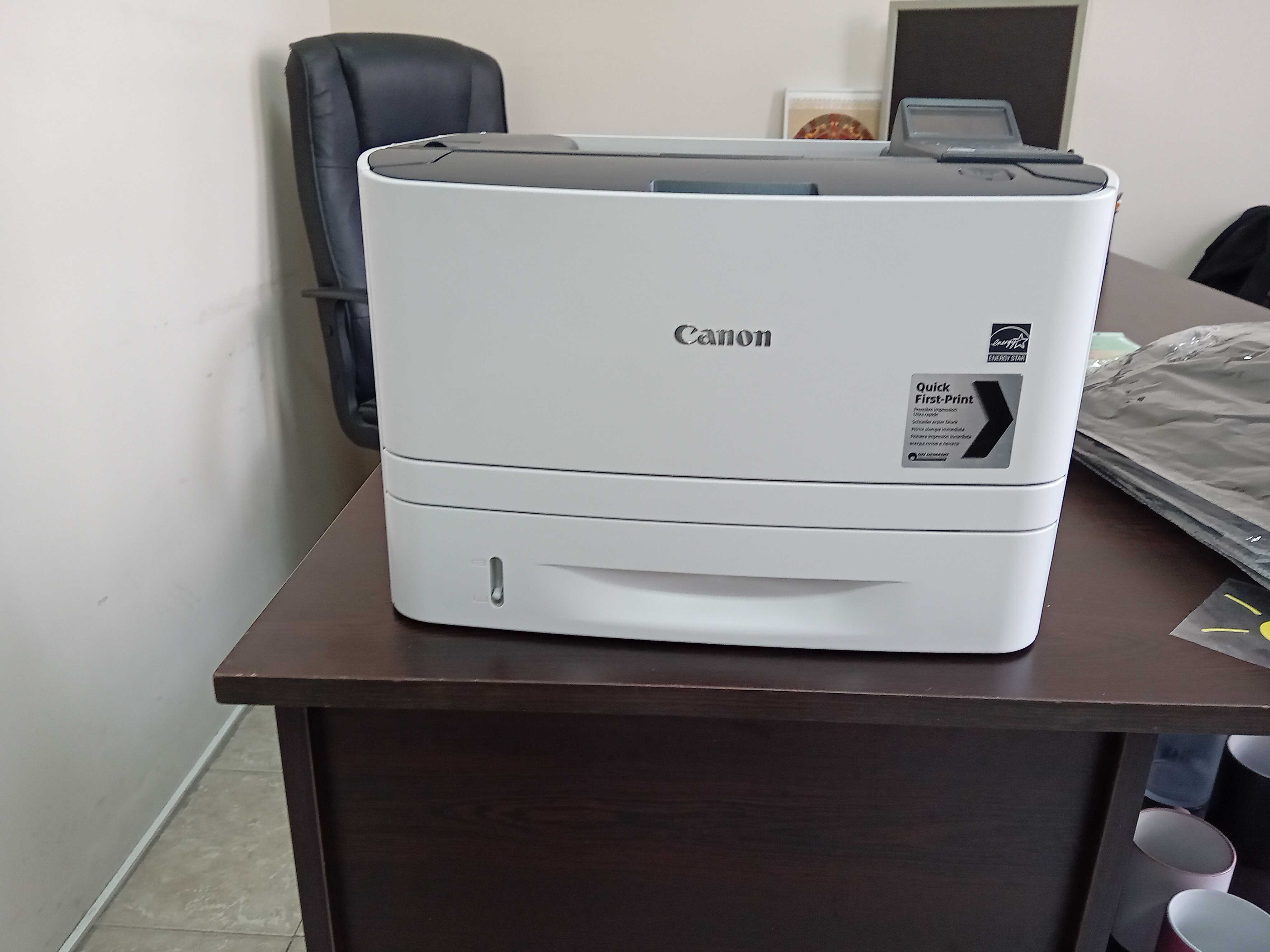 Отличен !!! Лазерен принтер Canon LBP 6670  с дуплекс и мрежа