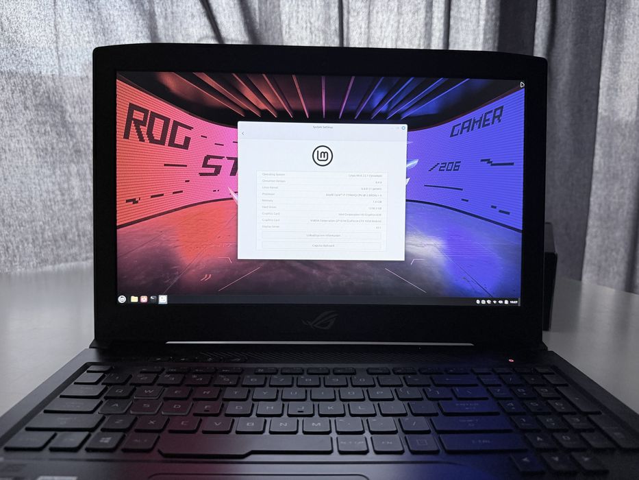 ASUS ROG Strix GL503 –i7, GTX1050Ti, 16GB RAM, SSD+HDD, gaming