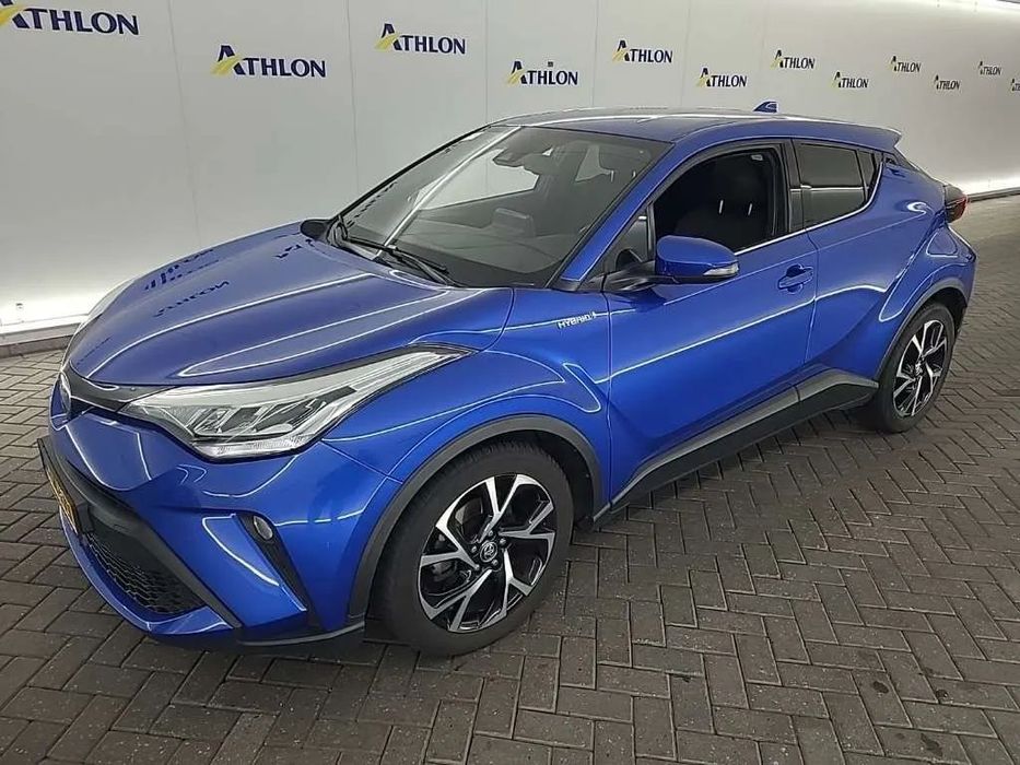 Toyota C-HR Pretul include TVA si este deductibil