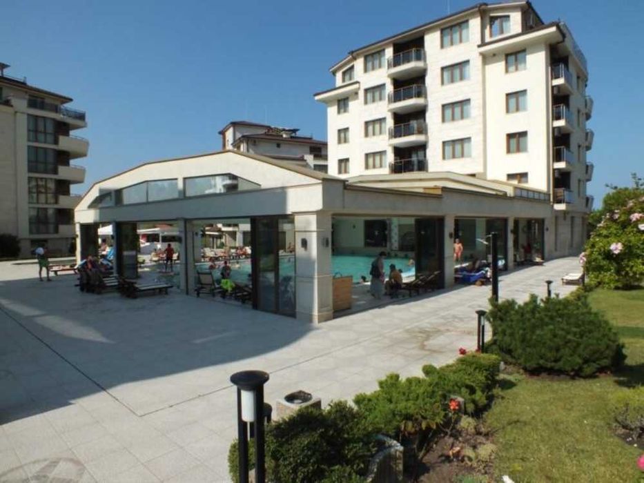 Продава се Двустаен апартамент в с. Шкорпиловци, Област Варна - 64 кв.м за 1051 €/кв.м - Снимка #14