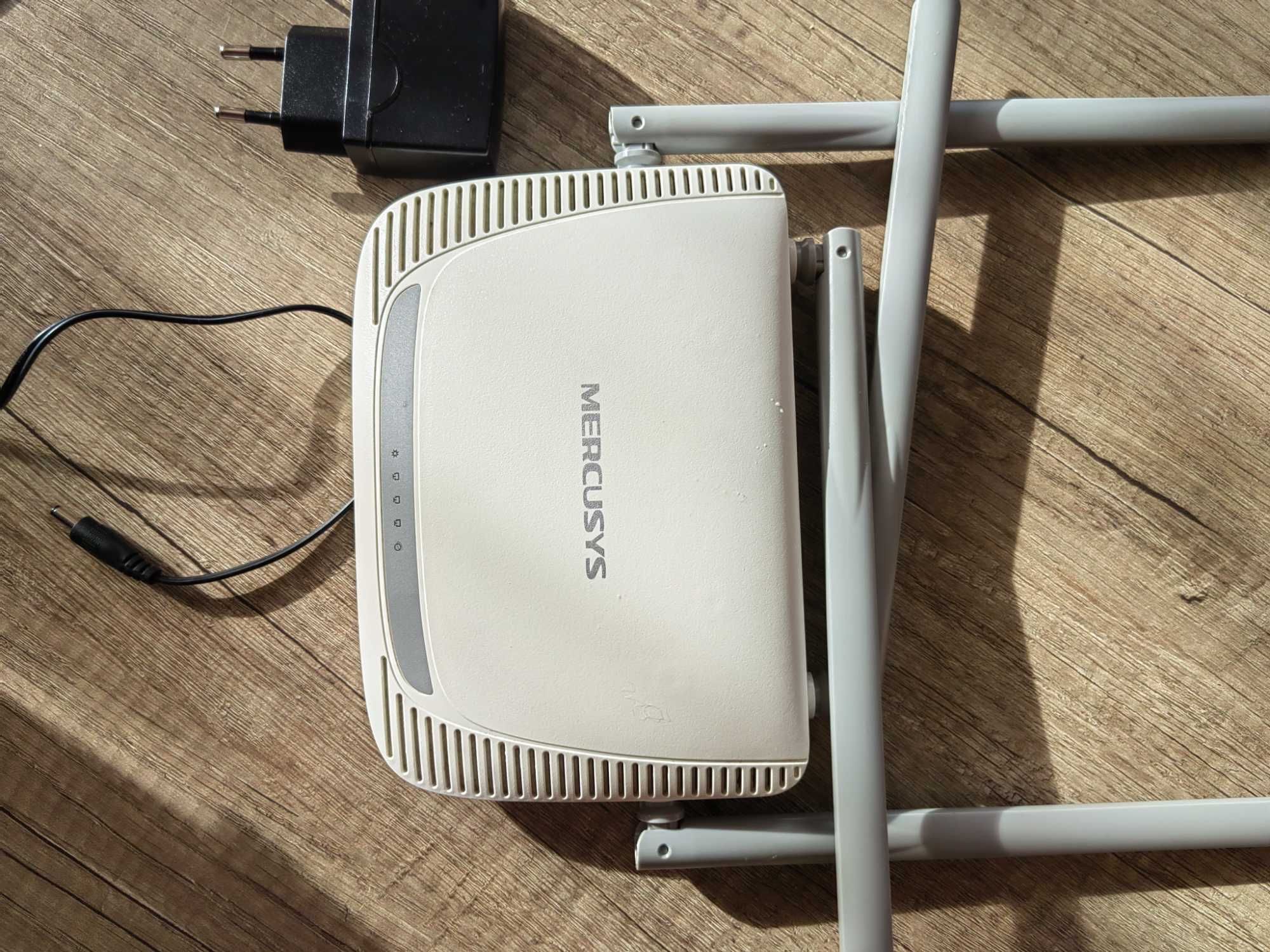 Рутер WIFI бял пълен комплект