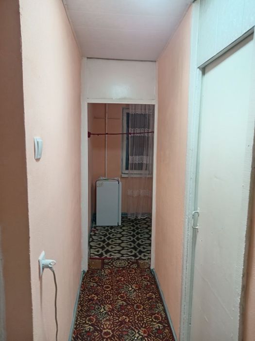 Срочно продаётся 1 ком 8 микрорайон