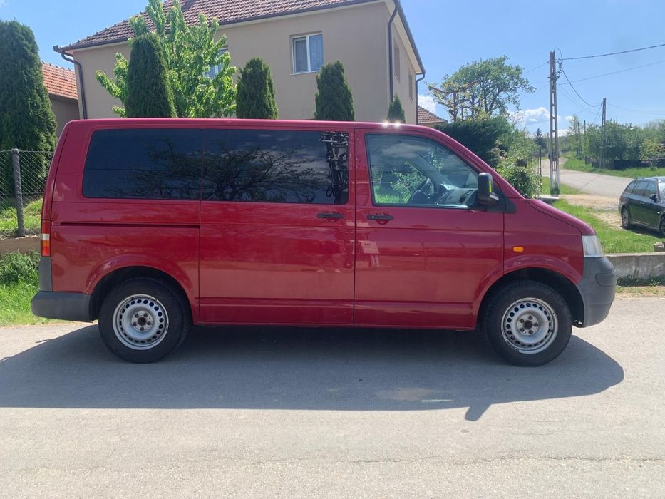 Volkswagen Transporter T5 2.5TDI