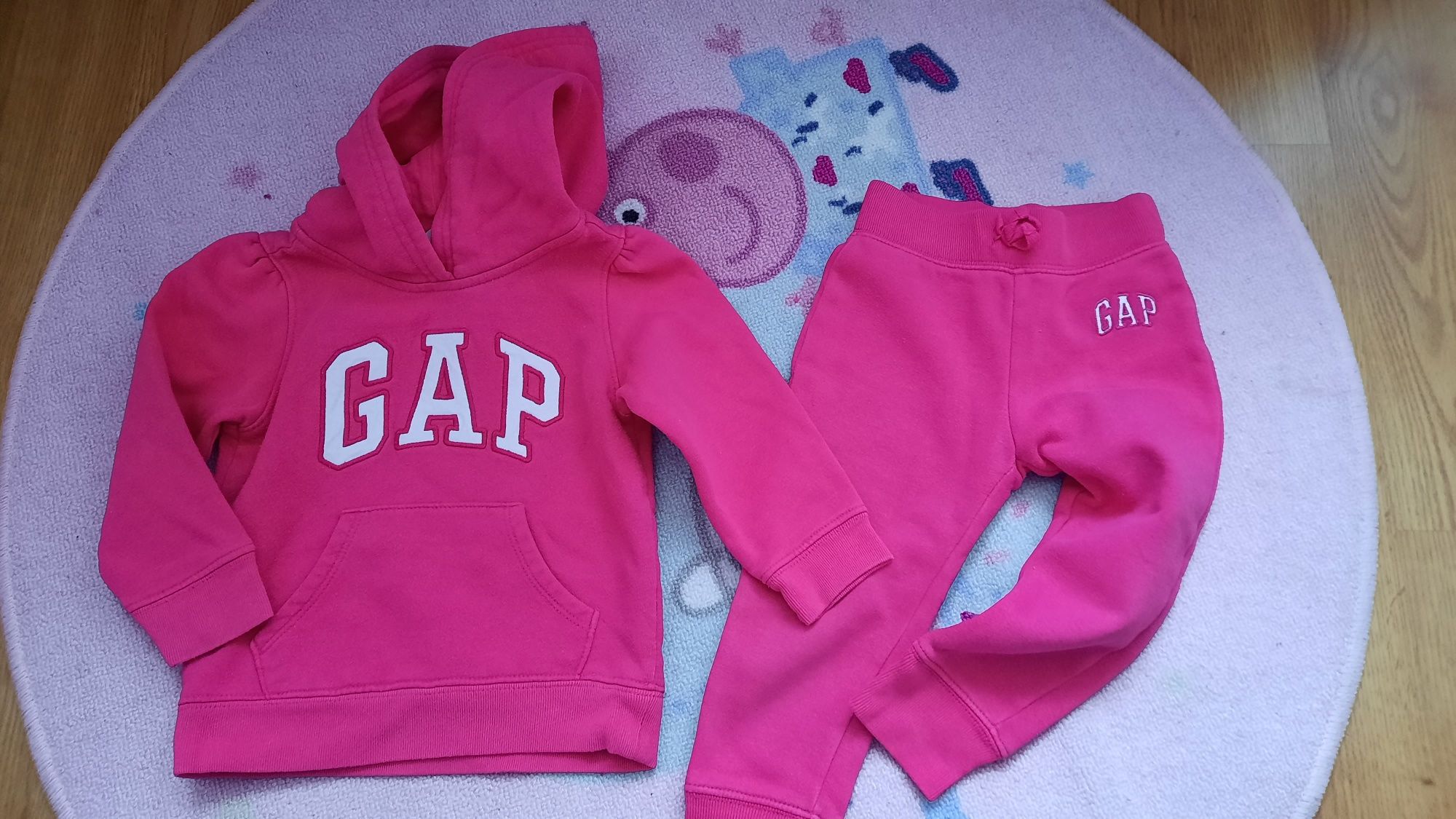 Детски екип на baby GAP