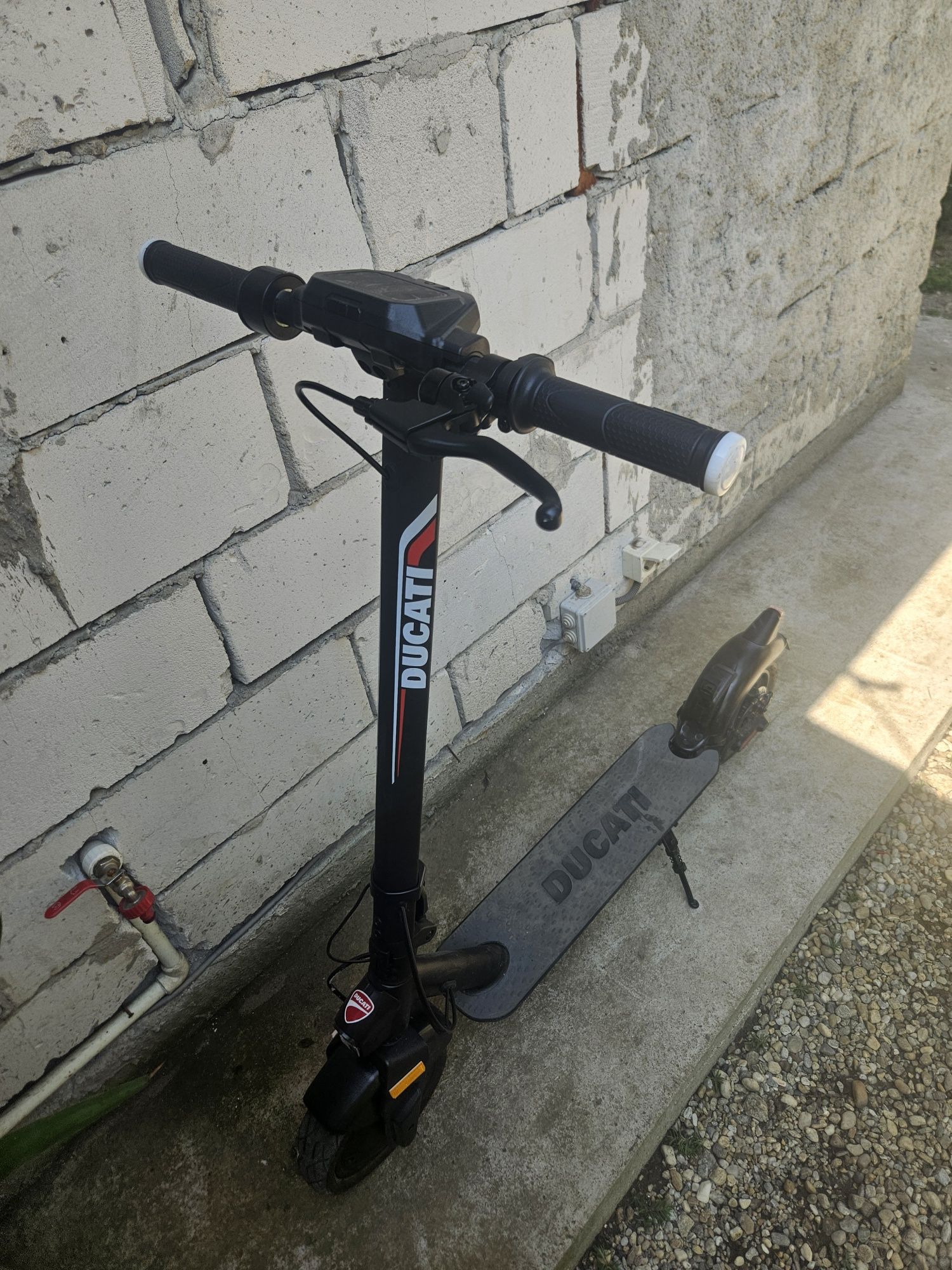 Trotineta ducatii 2 pro