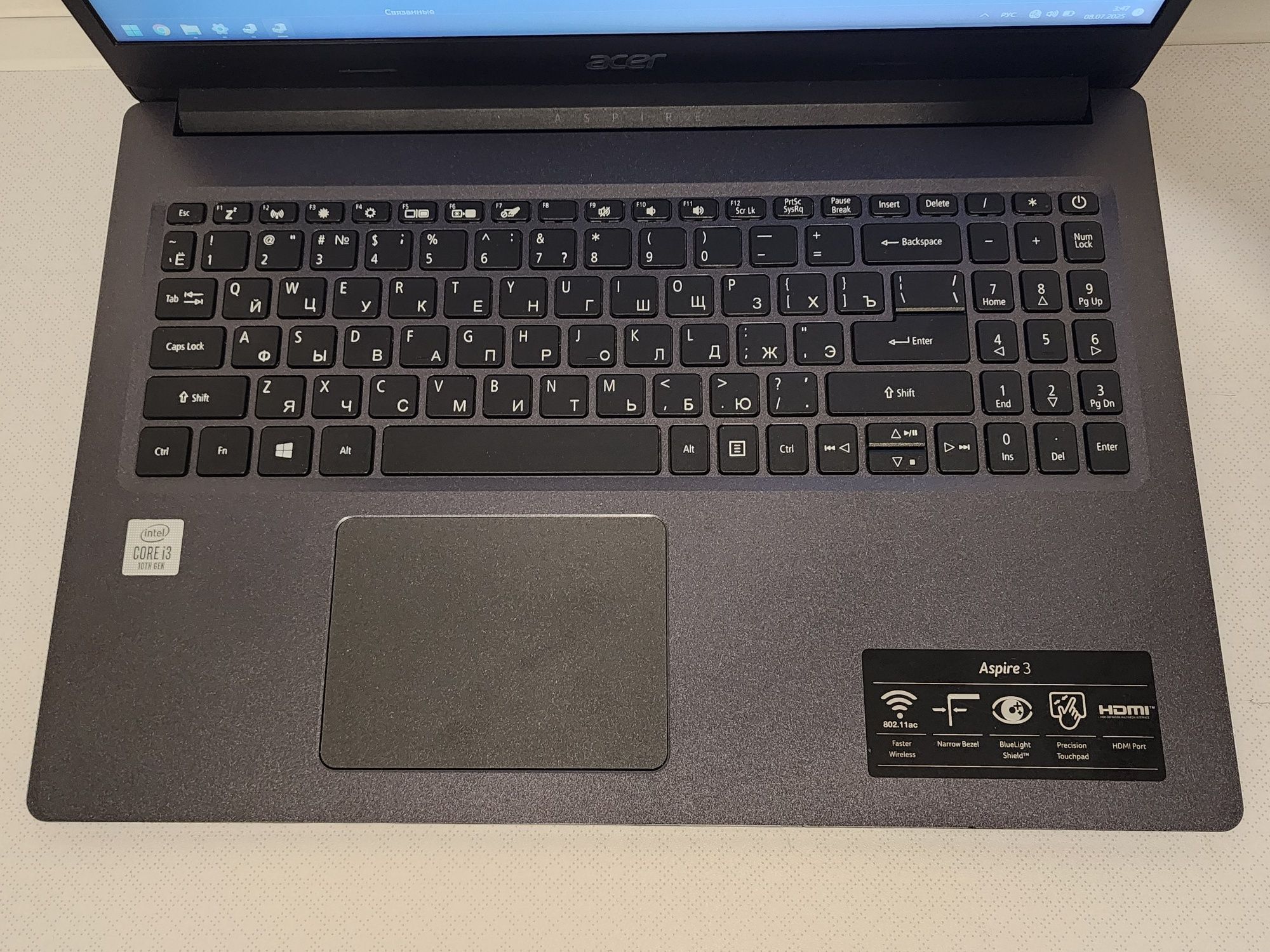 Срочно ноутбук Aser Aspire 3/ Core i3 1005G1/ 4Gb/ SSD256/ Geforce MX3
