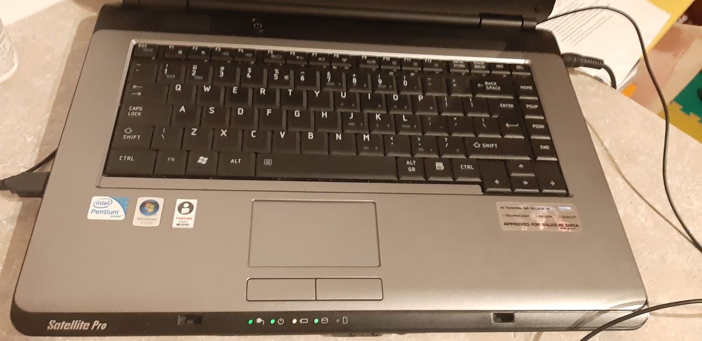 Laptop Toshiba Satellite Pro