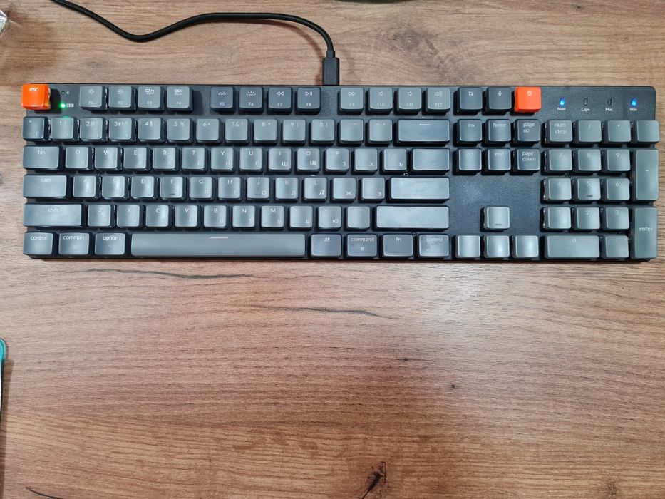 Продаётся Keychron K5 Se