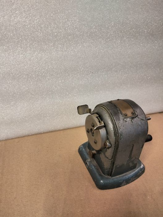 Ascuțitoare creioane vintage