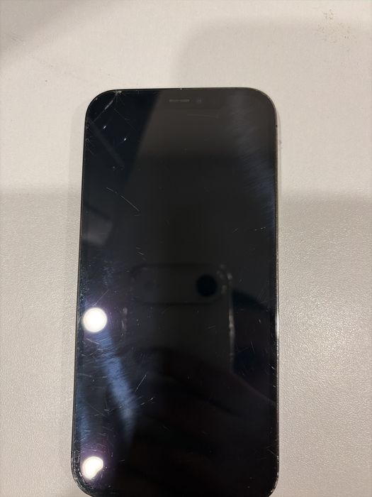 Айфон 12про 256 гб  Аккумулятор 76%