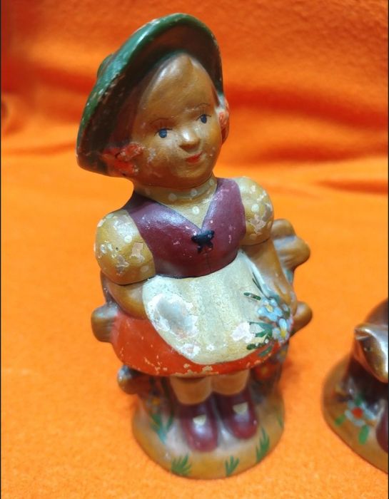 Cadou Sarbatori Statueta Bibelou Vechi Colectie Argila Pictate Manual