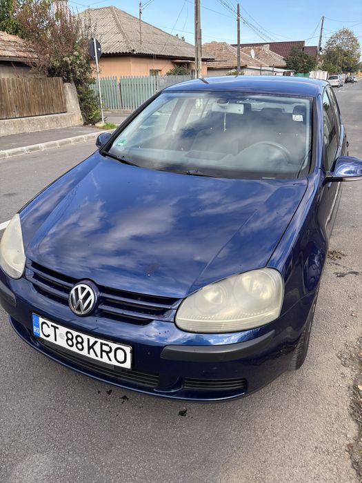 Vand Golf 5 1,4 benzina an fabricatie 2004
