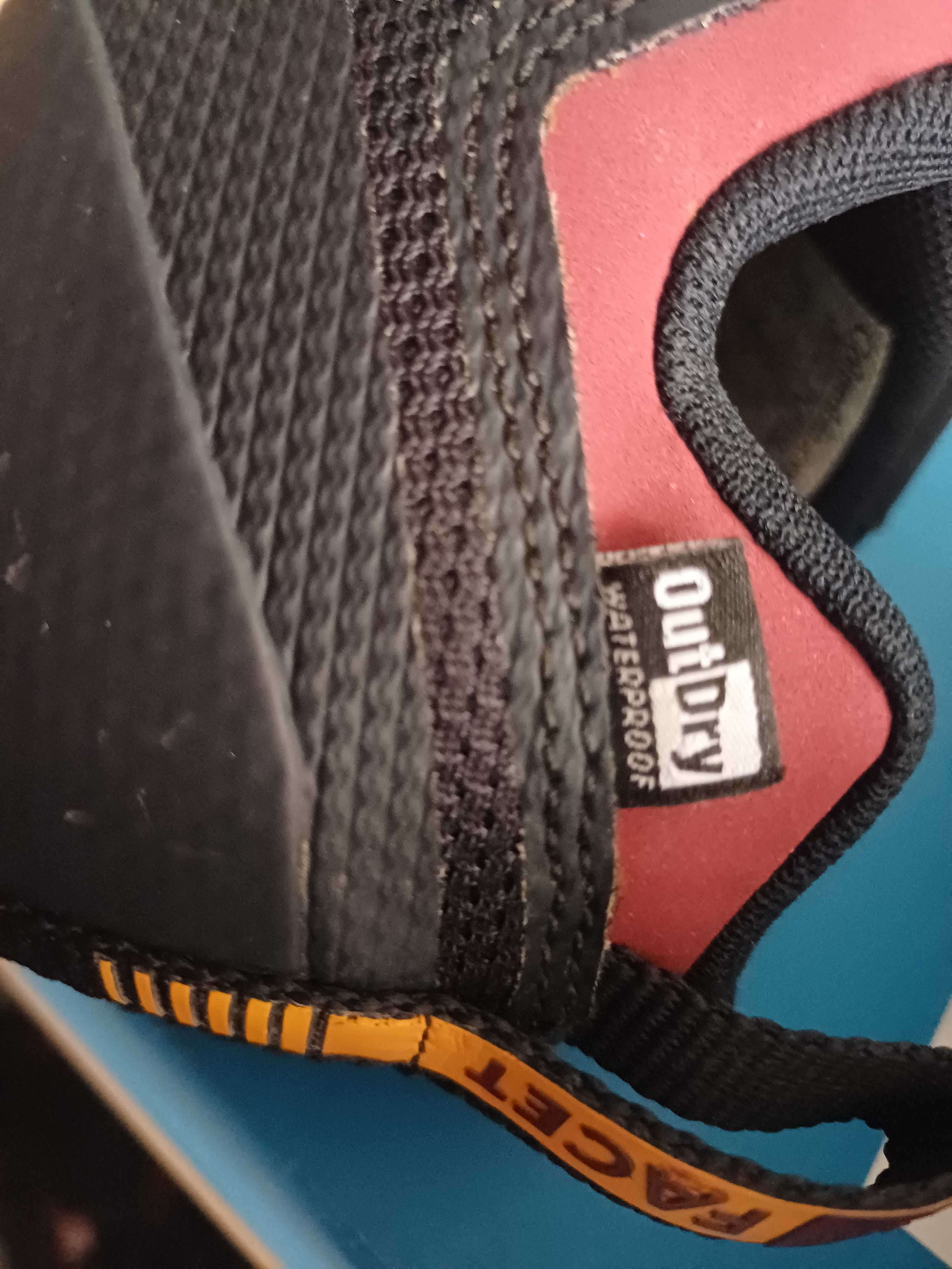 Columbia Low Outdry