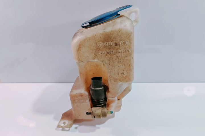 Vas spalator cu motoras 1J0955453N/P Volkswagen VW Golf a 4-a generat