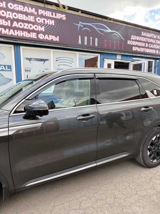 Дефлекторы окон (ветровики) Kia Sorento с 2020+