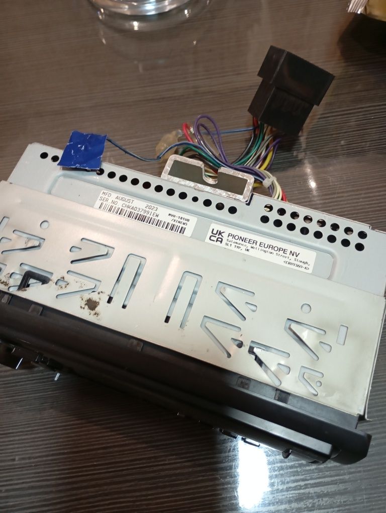 Музика авто ресийвър Ploneer MVH-UB