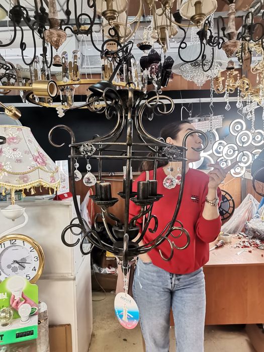 Люстры новые, производство Россия