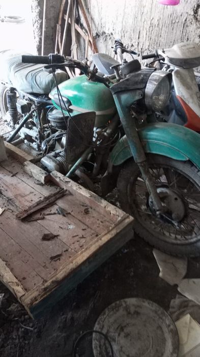 Продам мотоцик урал