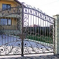 Vând/  fac garduri orice model dorit de client ne deplasam oriunde