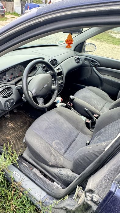 Ford focus piese sau dezmebrari