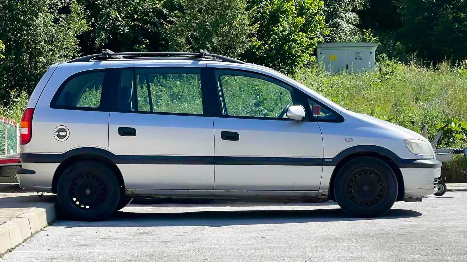 Opel Zafira 1.6 101 hp Опел Зафира 1.6 101 к.с.
