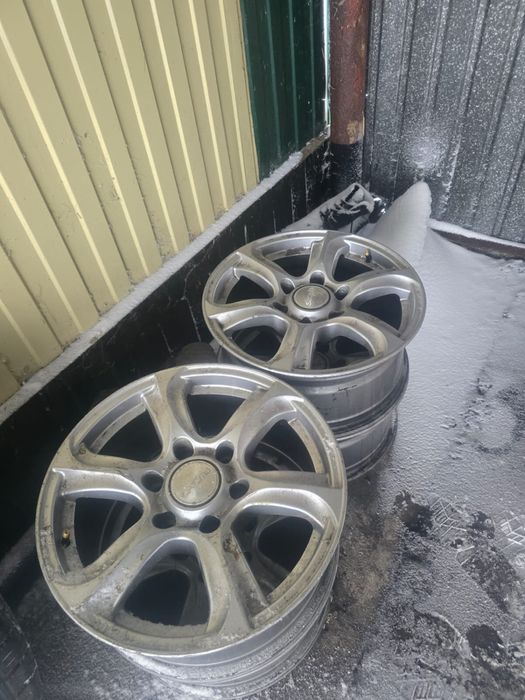 Диски стояли Делика в отличном состоянии