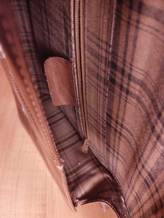 Класическа винтидж италианска чанта - естествена кожа