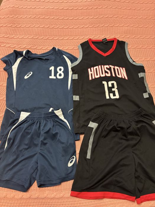 Отдам спортивную форму