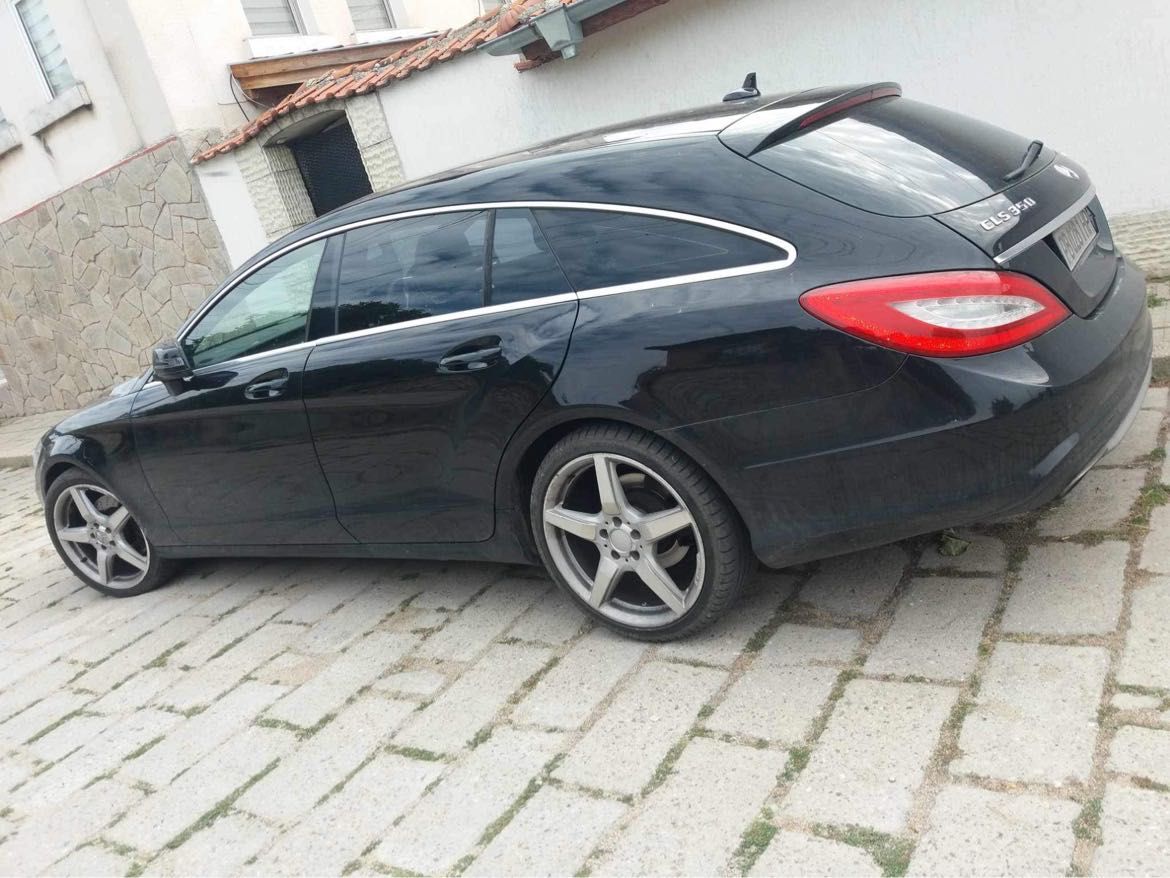 Mercedes W218 CLS350 На Части