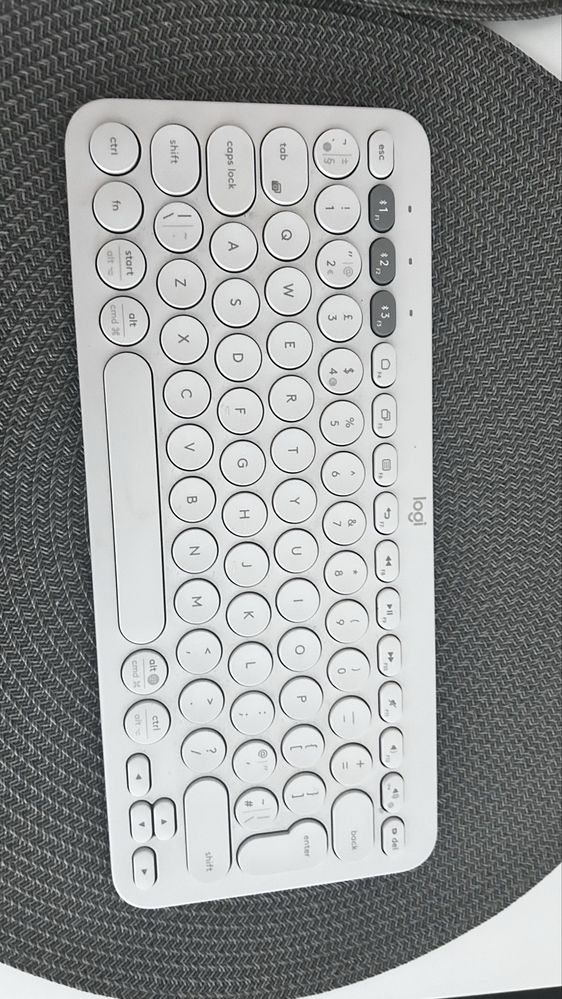 Logitech pebble мишка и клавиатура